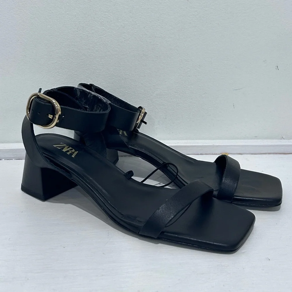 Zara Womens Black Gold Upper Leather Square Toe Ankle Strap Heel Sandals Size 36 - Picture 2 of 12